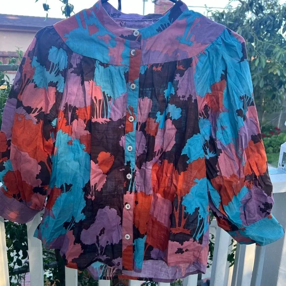 Porridge Floral Blouse in Pink and Blue - Picture 2 of 5